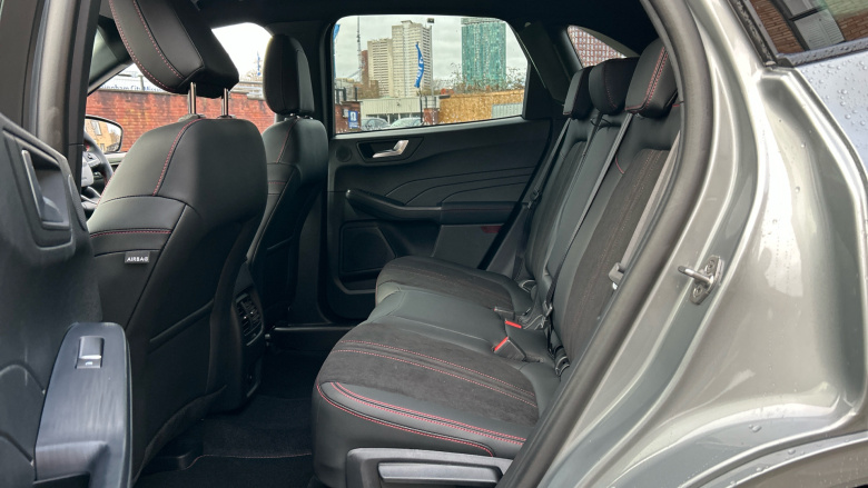 Ford Kuga 2.5 FHEV ST-Line 5dr CVT Hybrid Estate